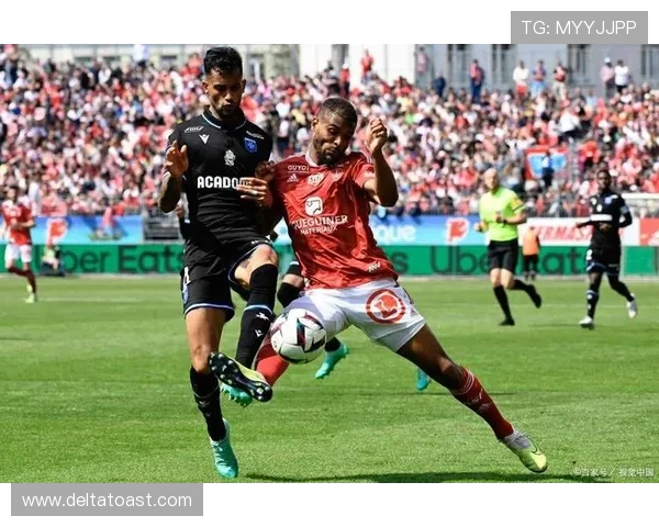 吉马良斯本赛季防守数据表现稳健，失球率持续处于联赛低位