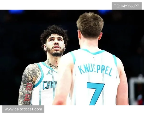 拉梅洛·鲍尔突破组织结合提升黄蜂关键时刻得分效率